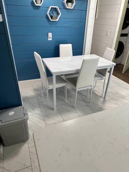 Hot Tub 5 Beds Apartment Moorhead Екстериор снимка