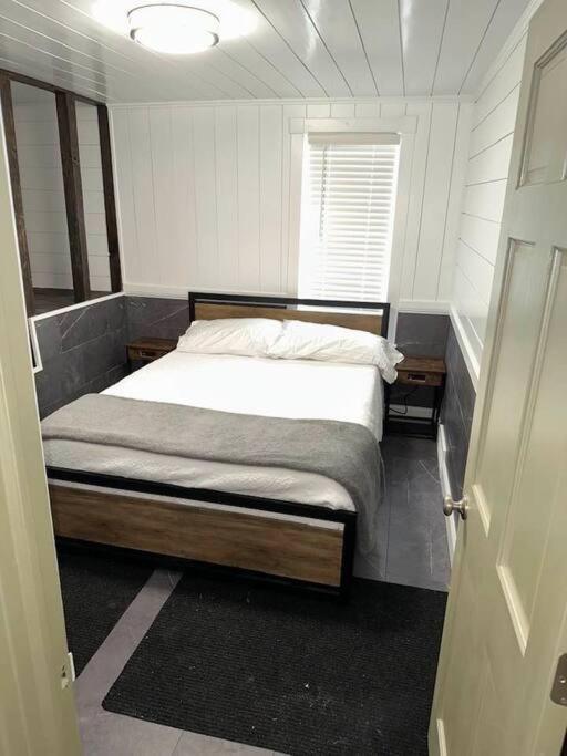 Hot Tub 5 Beds Apartment Moorhead Екстериор снимка