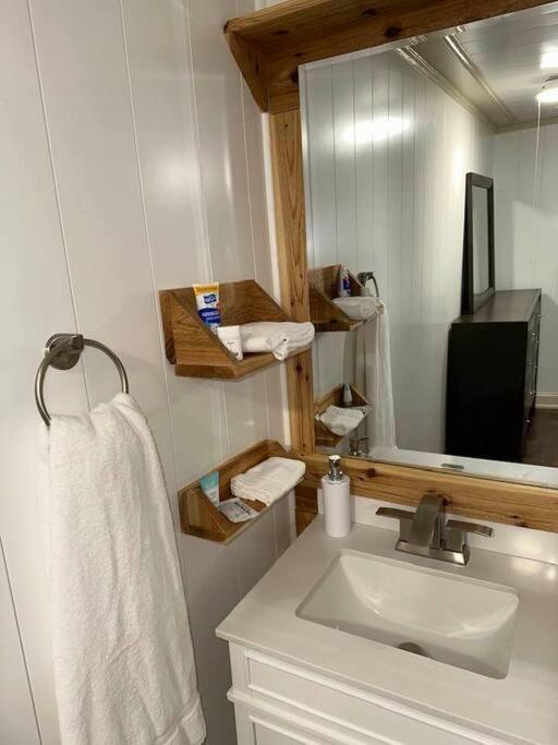 Hot Tub 5 Beds Apartment Moorhead Екстериор снимка